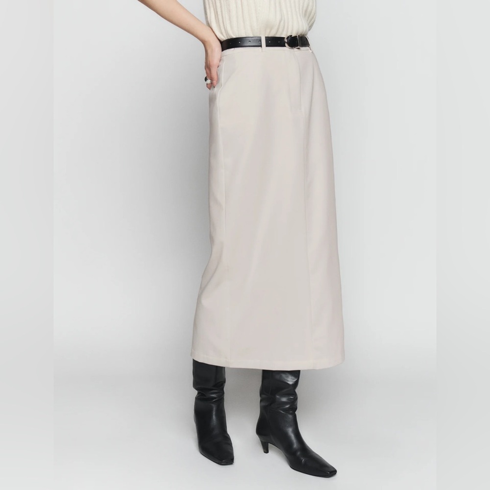 NWT Reformation Gia Skirt in Cream, size 4